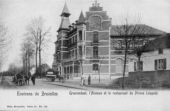 ancienne carte postale de Hoeilaart Groenendael, l'avenue et le restaurant du Prince Léopold