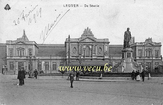 ancienne carte postale de Louvain La Gare