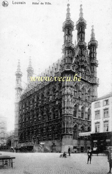 ancienne carte postale de Louvain Hôtel de ville