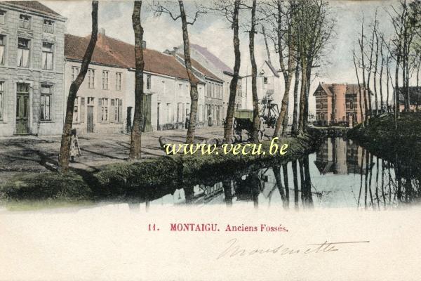 ancienne carte postale de Montaigu Anciens Fossés