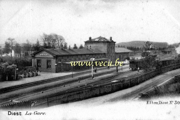 ancienne carte postale de Diest La Gare