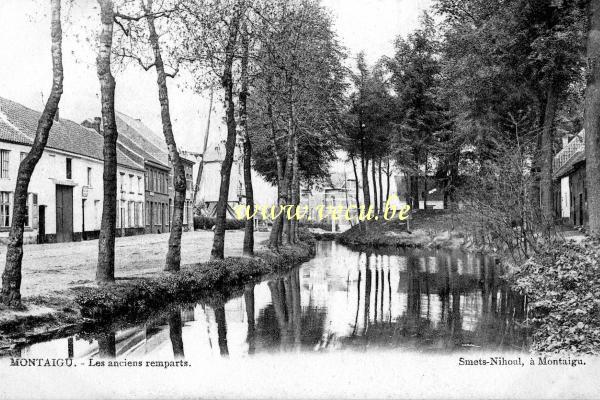 postkaart van Scherpenheuvel Les anciens remparts
