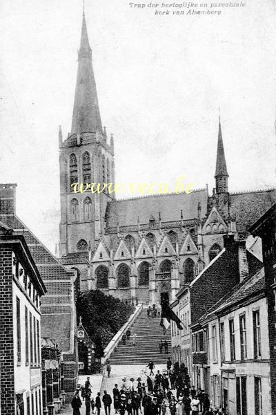 ancienne carte postale de Alsemberg Escalier de l'église paroissiale