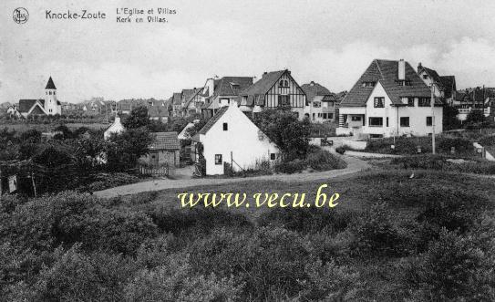 ancienne carte postale de Knokke L'église et villas