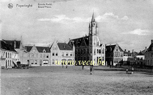 ancienne carte postale de Poperinge Grand'Place.