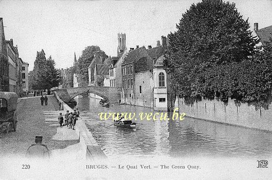 ancienne carte postale de Bruges Le Quai Vert