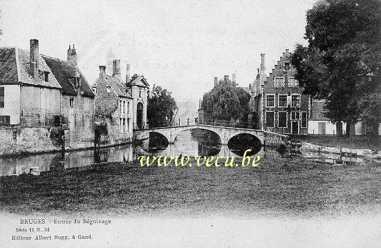 ancienne carte postale de Bruges Enrée du Béguinage