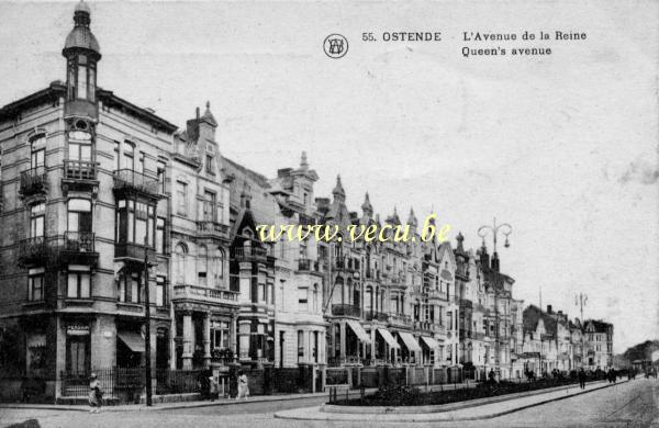 ancienne carte postale de Ostende L'avenue de la Reine