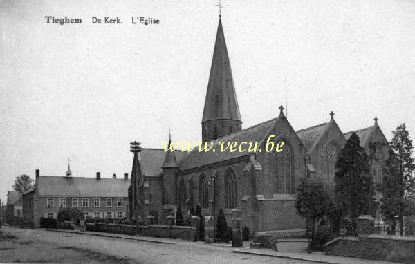 ancienne carte postale de Tiegem L'église