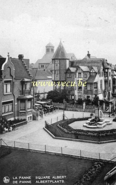 ancienne carte postale de La Panne Square Albert