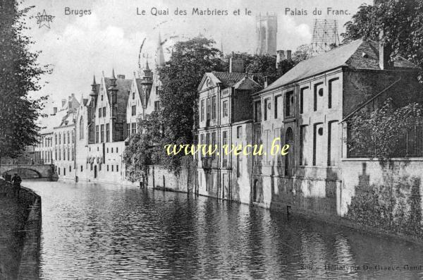 ancienne carte postale de Bruges Le quai des Marbriers et le palais du Franc