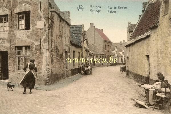 ancienne carte postale de Bruges Rue du Rouleau