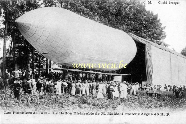 postkaart van Luchtschepen Le ballon dirigeable de M. Malécot - moteur Argus 40 H.P.