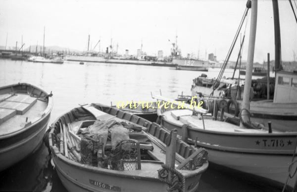 photo ancienne  de divers bateaux  Vue du port