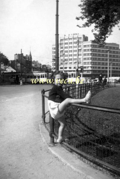 photo ancienne  de la commune d'Ixelles  Place Flagey