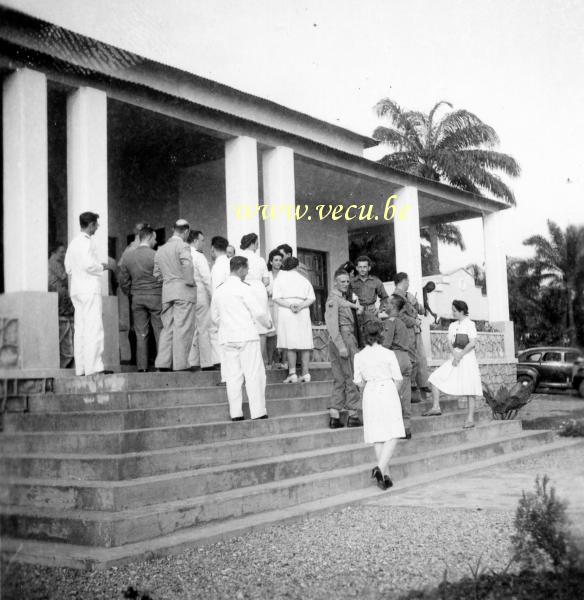 photo ancienne  de Lisala au Congo  Les colons