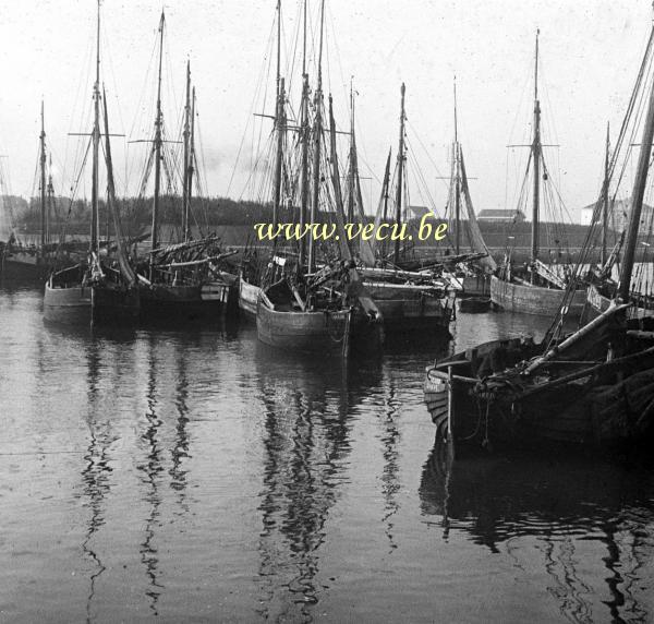 photo ancienne  de Blankenberge  Le Bassin