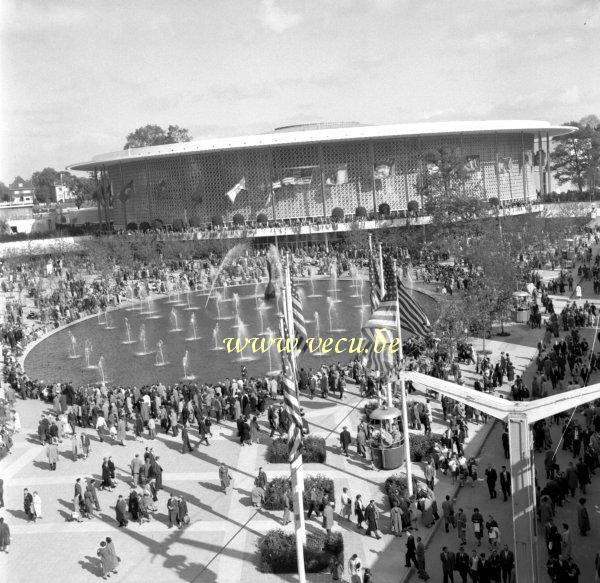photo ancienne  de l'expo 58  Le pavillon des Etats-Unis