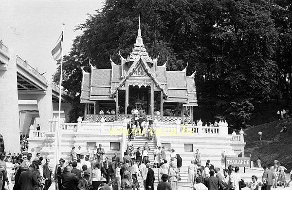 photo ancienne  de l'expo 58  Le pavillon de la Thailande