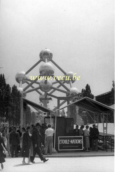 photo ancienne  de l'expo 58  Station telélift direction Etoile-Nation