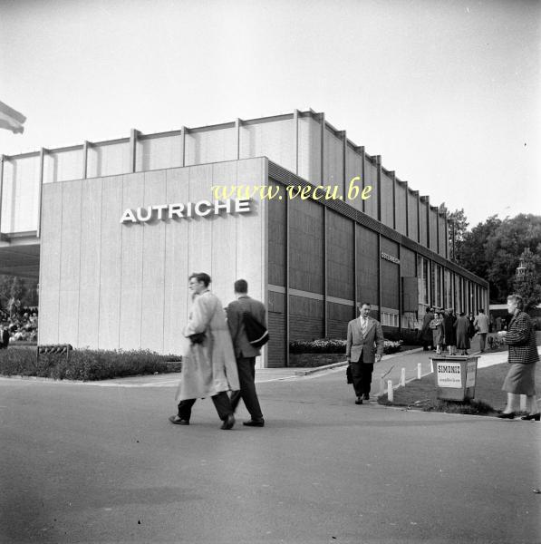 photo ancienne  de l'expo 58  Pavillon de l'Autriche