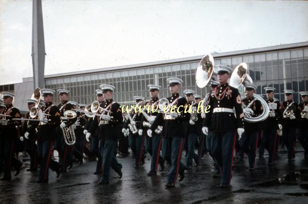 photo ancienne  de l'expo 58  Fanfare