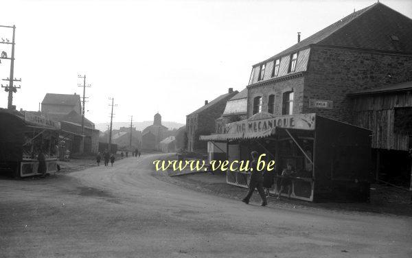 photo ancienne  de caroussels et fêtes foraines  