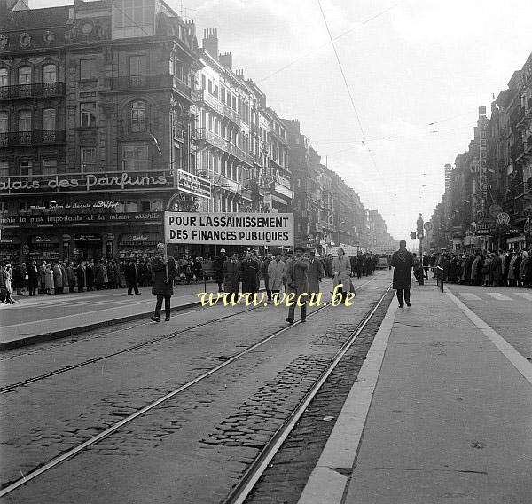 photo ancienne  de grèves et manifestations  
