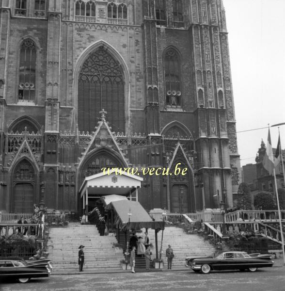 foto  van Huwelijk Albert en Paola 