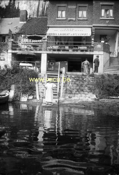 photo ancienne  de Cafés en Belgique  Café le passeur d'eau - Bières Laurent & Stevenart