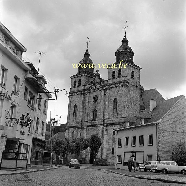 Photo ancienne  Cathédrale Saint Quirin vue de la place Albert