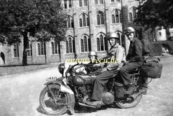 foto  van moto Harley Davidson 