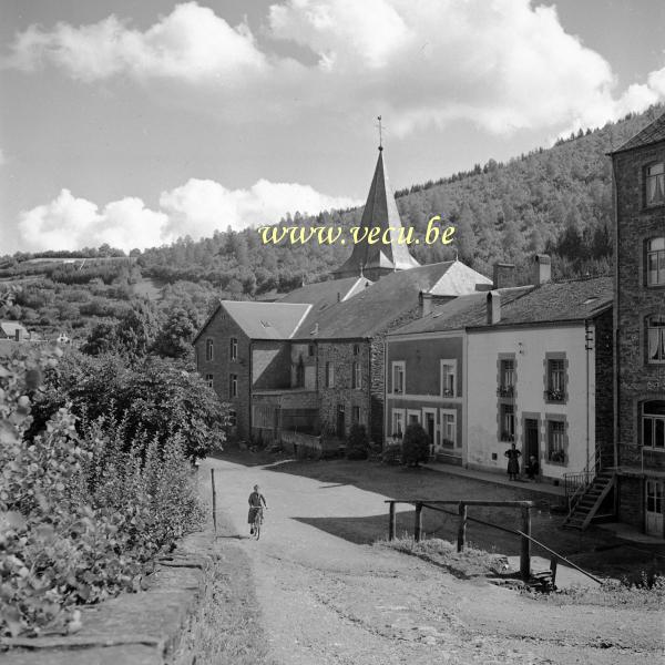 photo ancienne  Vue prise du pont