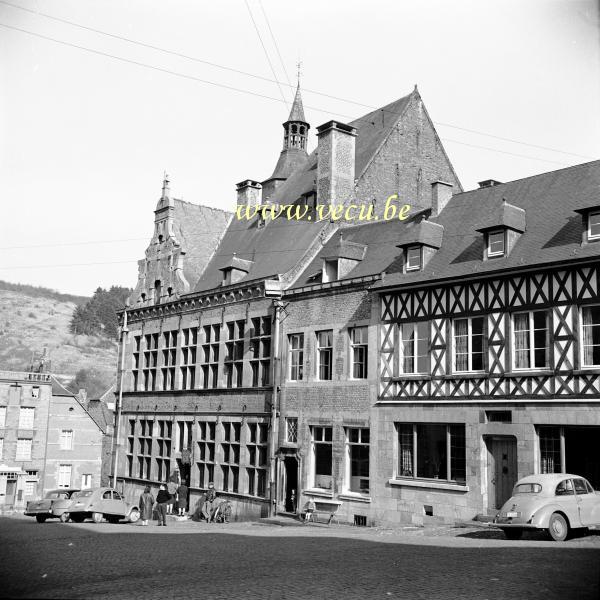 photo ancienne  Place du Bailliage