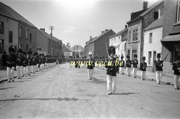 photo ancienne  Marche de Saints Pierre et Paul 