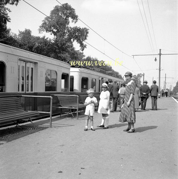 photo ancienne  Arrêt du tram