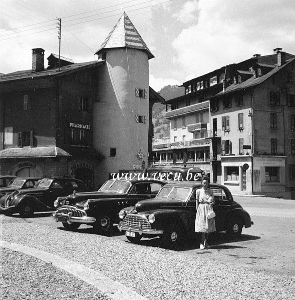 photo ancienne  d'Austin - Morris  Voyage en Savoie