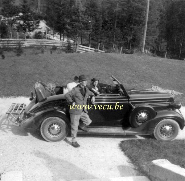 photo ancienne  de Voitures non identifiées  voiture non identifiée