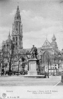 carte postale de Anvers Place verte - Statue de P.P. Rubens - Flèche de la Cathédrale