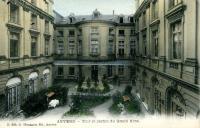 carte postale de Anvers Cour et Jardin du Grand Hôtel