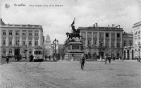 carte postale de Bruxelles Place Royale et rue de la Régence