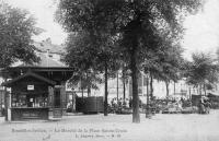 carte postale ancienne de Ixelles Le Marché de la place Sainte-Croix (actuellement place Flagey)