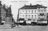 carte postale ancienne de Ixelles Place de la Couronne