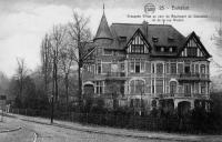 carte postale ancienne de Watermael-Boitsfort Groupe de villas au coin du boulevard du Souverain et de la rue Nizard