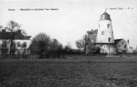 postkaat van  In 1841 bouwde K. Van Assche aan de Lindestraat een stenen wingdgraanmolen.