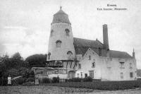 postkaart van Evere Meunerie Van Assche. Les ailes du moulin furent replacées par un moteur en 1887.