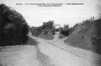 carte postale de Evere In 't Oud kappelleke. Une des entrées du café-Restaurant. Chaussée de Haecht.