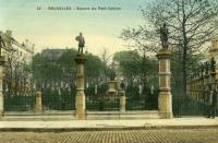 carte postale de Bruxelles Square du petit sablon
