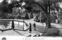 carte postale de Bruxelles Square du petit sablon