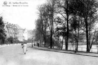 carte postale ancienne de Ixelles Les Etangs - Avenue de la Cascade